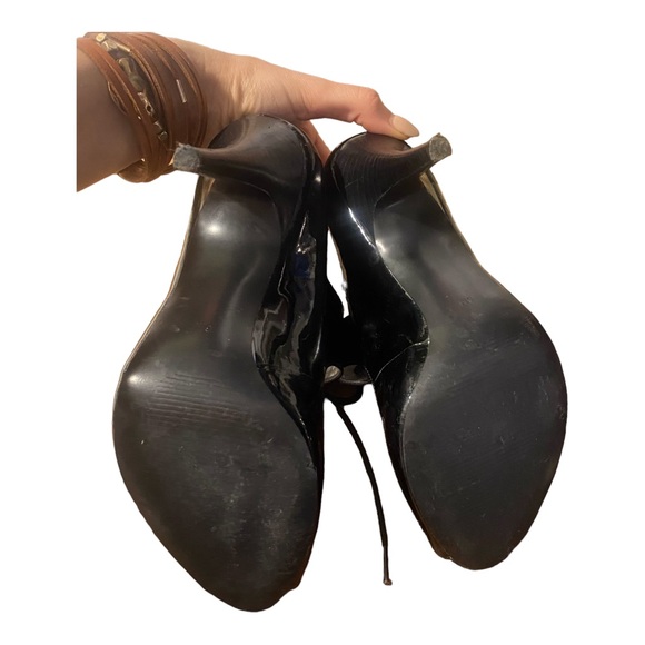 Guess Open Toe lace front Mary Jane Platform Pump - Picture 7 of 7